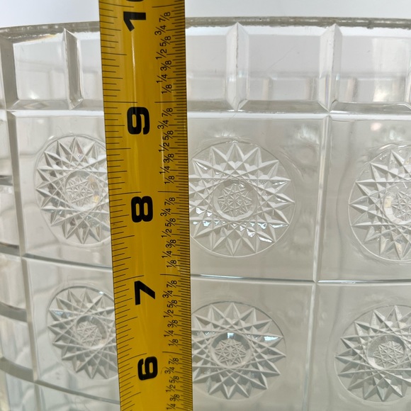 Mid Century Lucite Trash can and Tissue Box - Picture 5 of 8